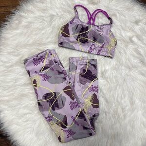 Athleta Girl Chit Chat Pattern Bra and Legging set size 12/14